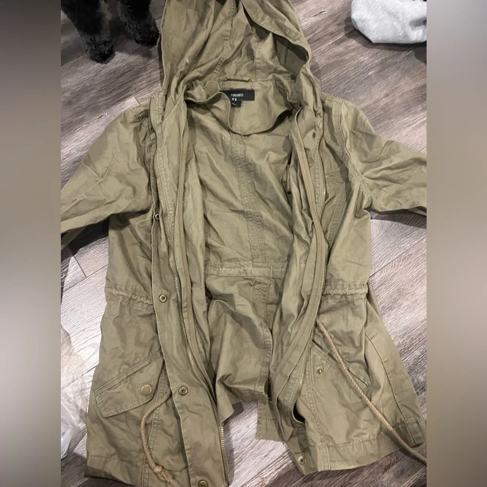 Green Jacket - Picture 3 of 4